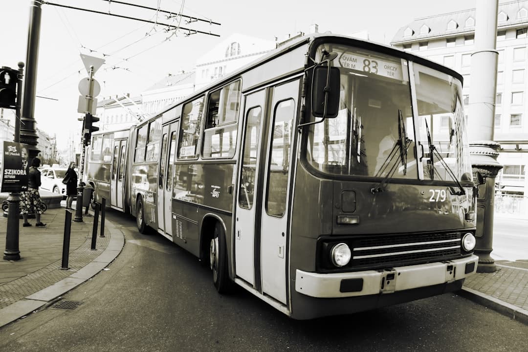 Stadsbus in een Europese stad