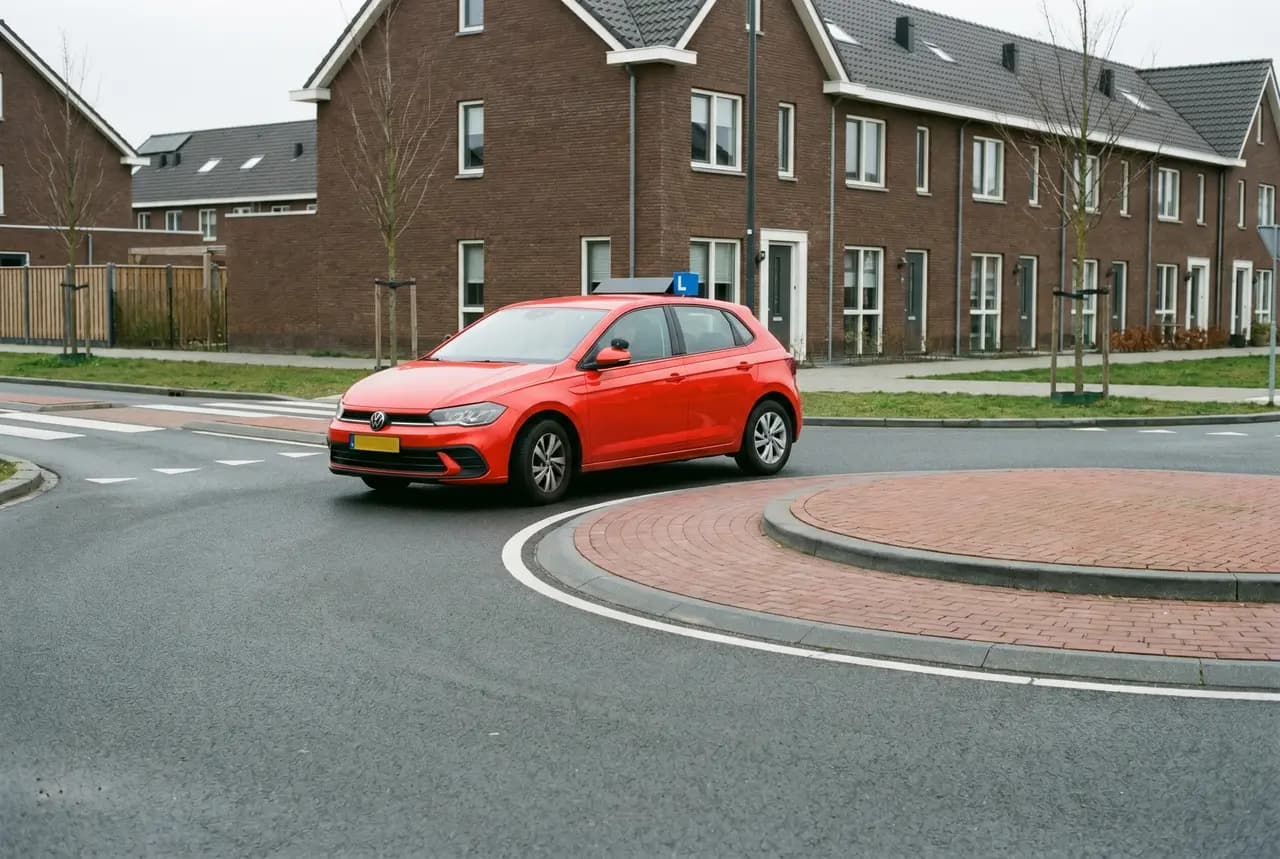 Rijles in Westerhaar-vriezenv Wijk