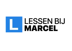 Logo van Autorijschool Lessen bij Marcel in Oud Gastel