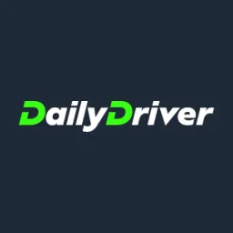 Logo van Rijschool De Daily Driver in Huizen